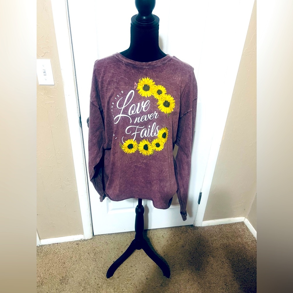 Long sleeve T-shirt
